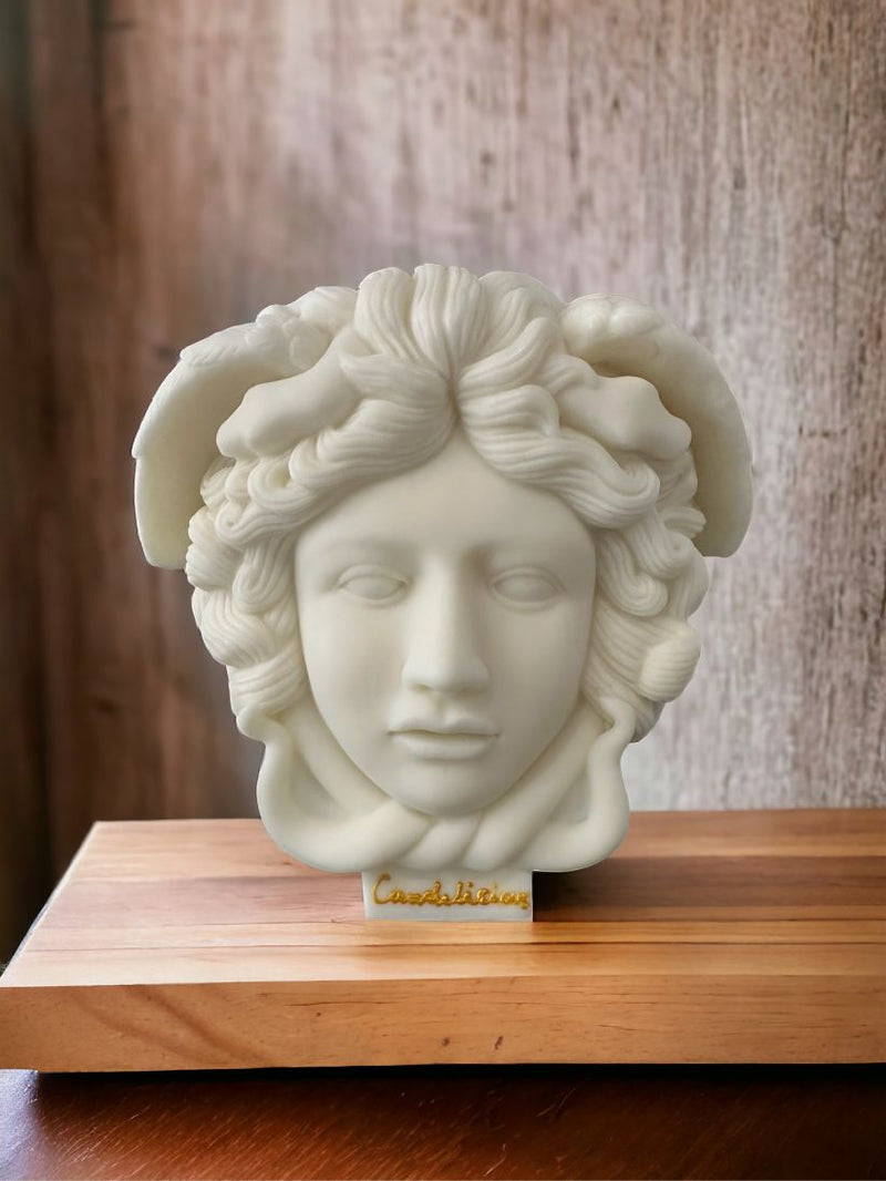 Medusa Candle